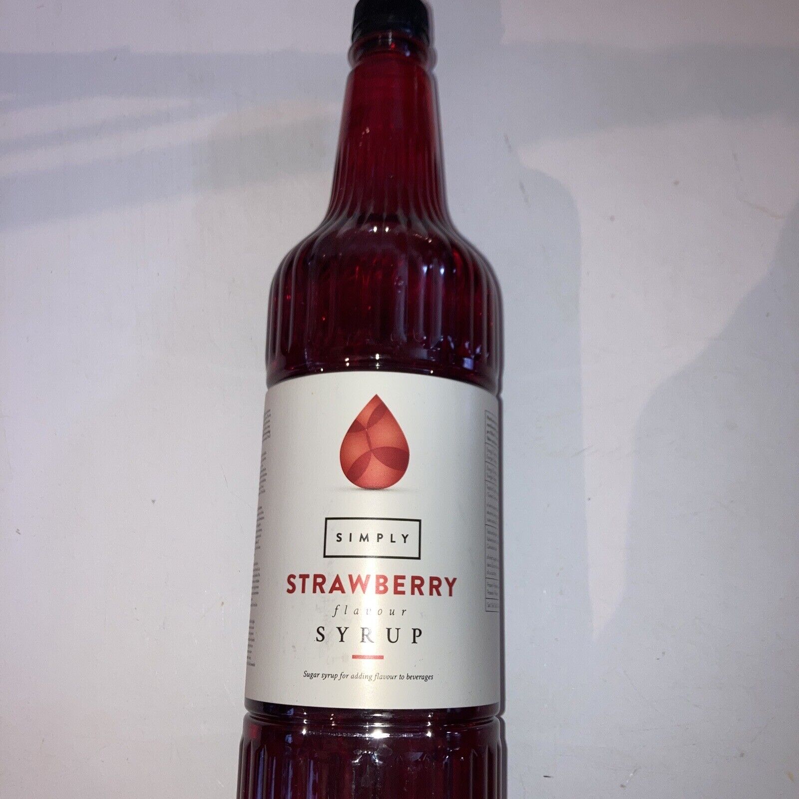 Simply Jordbær sirup - 1 L